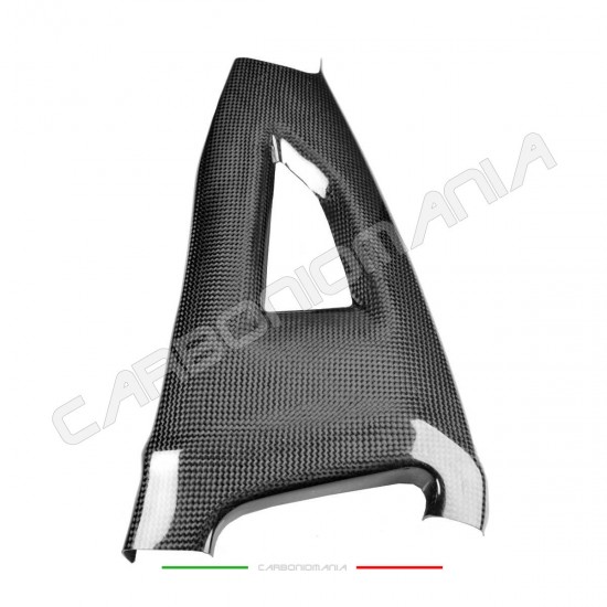 Swingarm cover with carbon chain fin for Kawasaki ZX 10R 2016 2019 | Kawasaki image