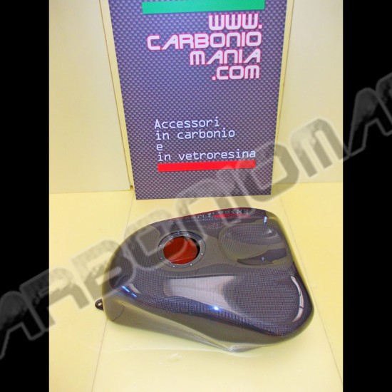 Serbatoio in fibra di carbonio maggiorato versione RS per Ducati 748 916 996 998 | Ducati image